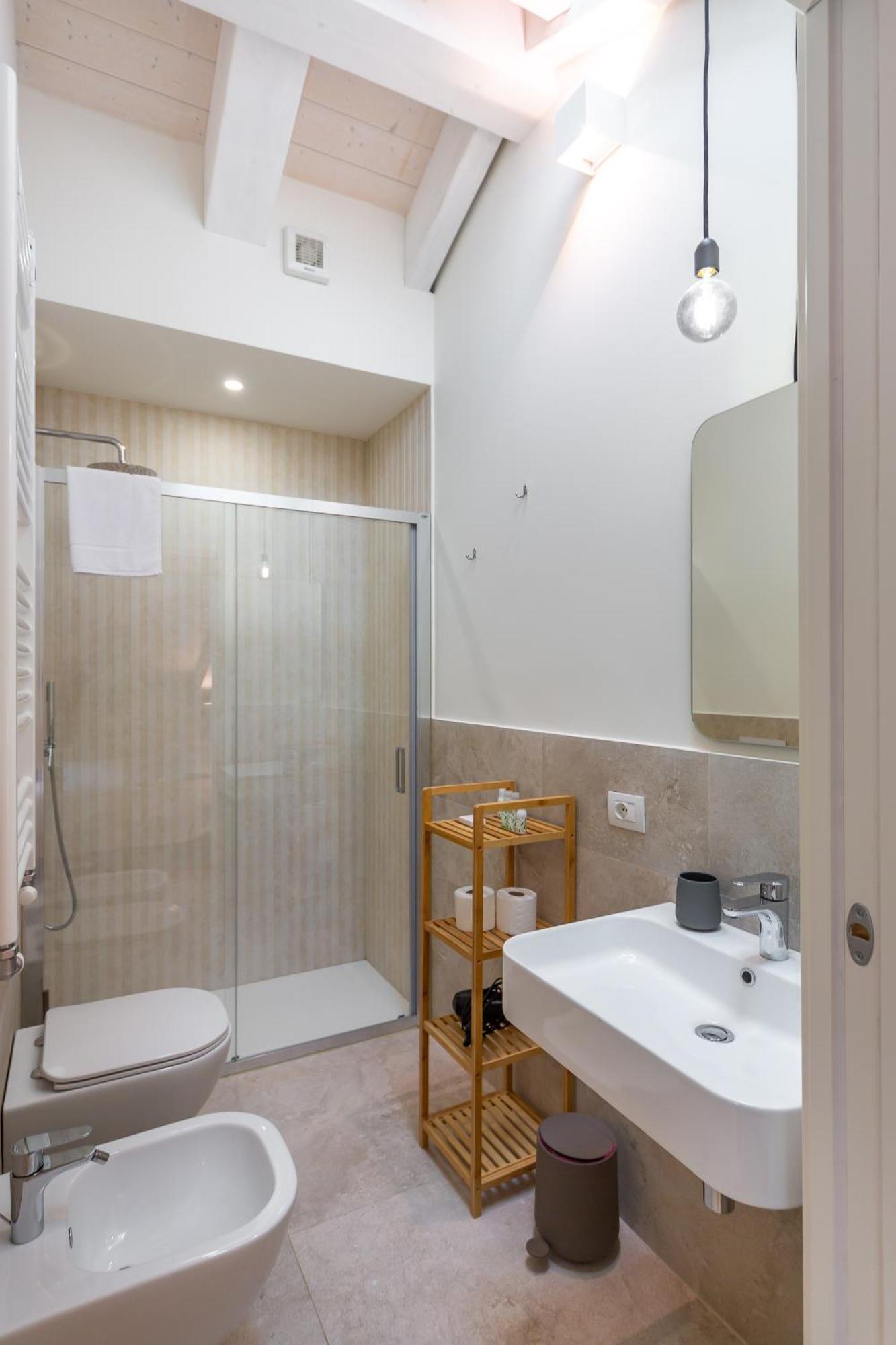 Apartamento La Mansarda Di Sarpi Milán Exterior foto